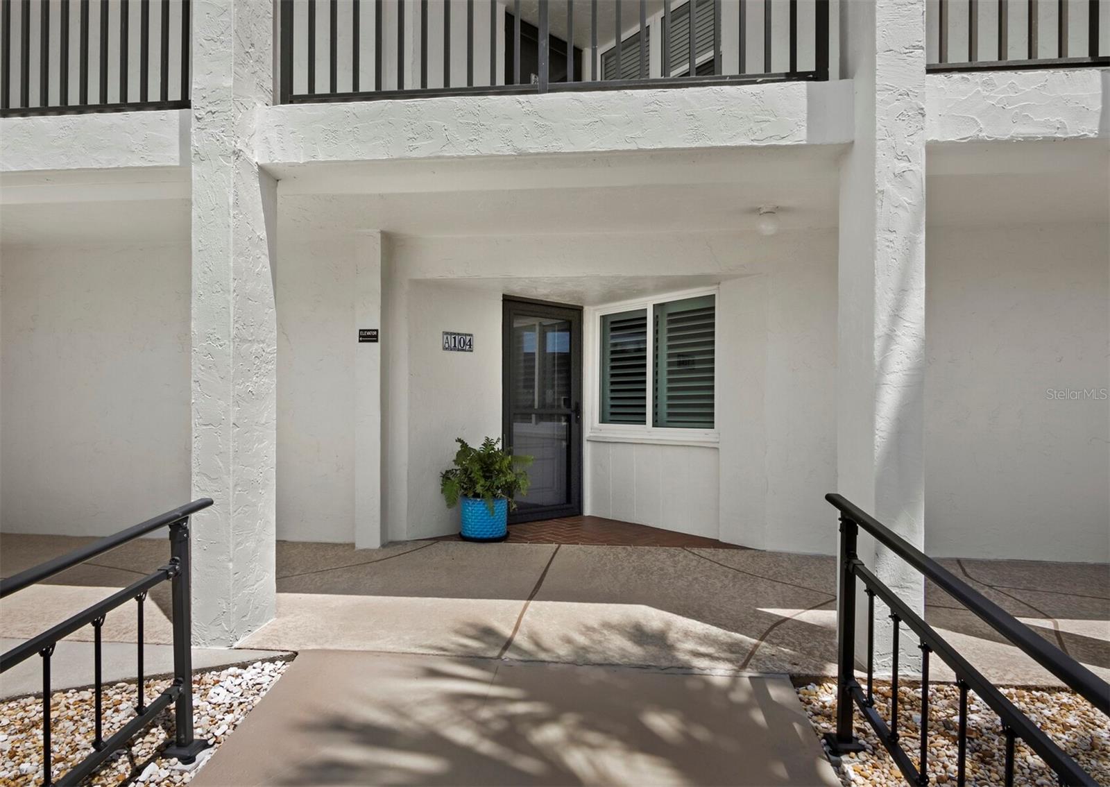 448 GULF OF MEXICO DRIVE A104