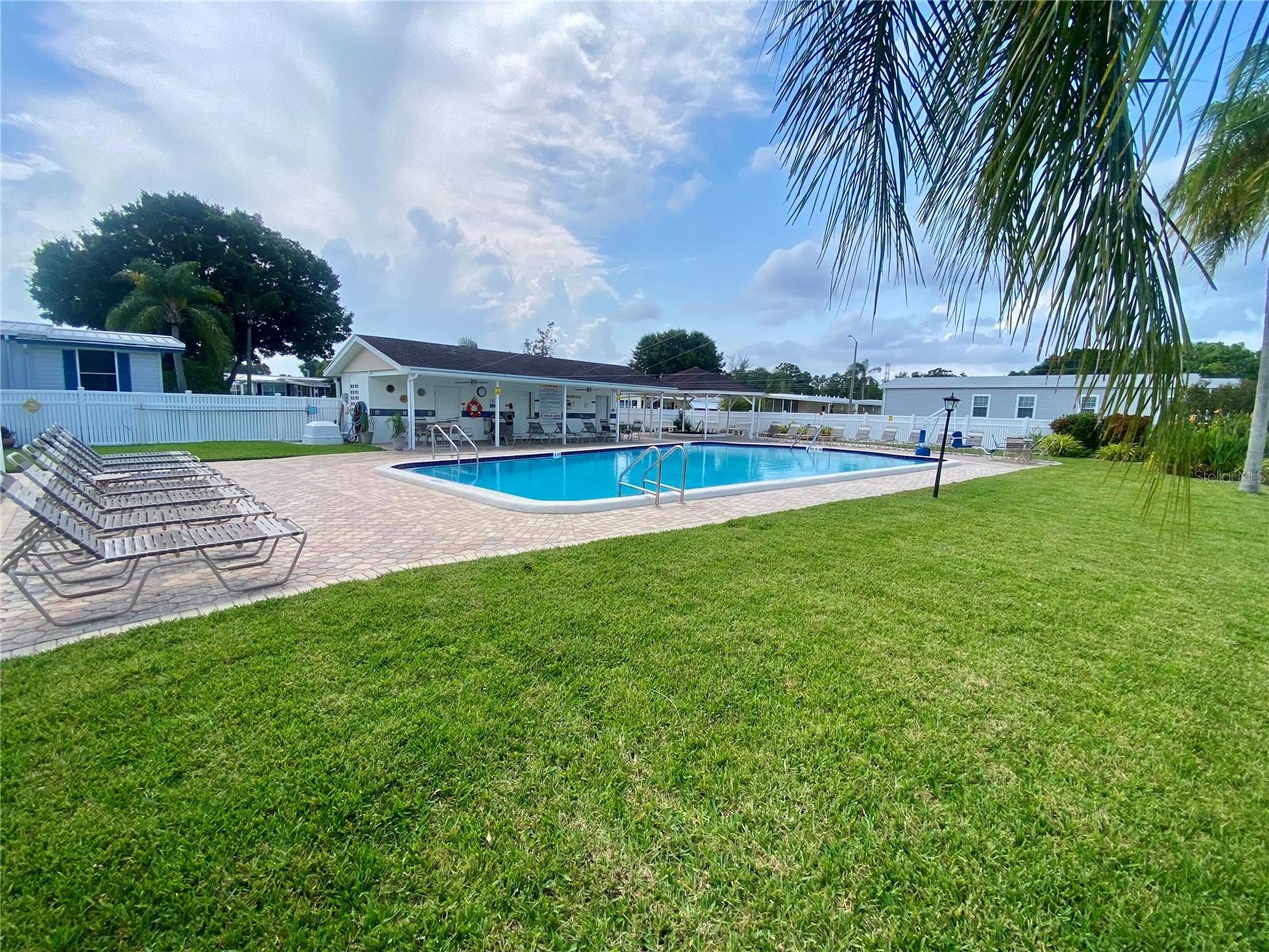 FAIRWAY VILLAGE MOBILE HOME PARK UNREC - Residential