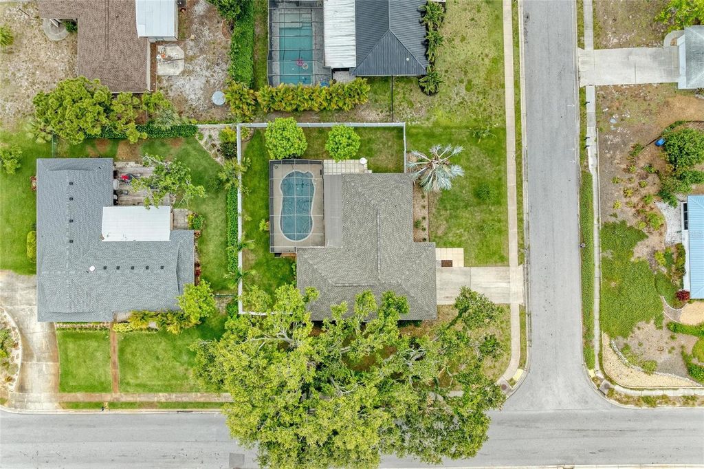 Photo of 2222 41st Street W, Bradenton, FL 34205 (MLS # A4660169)