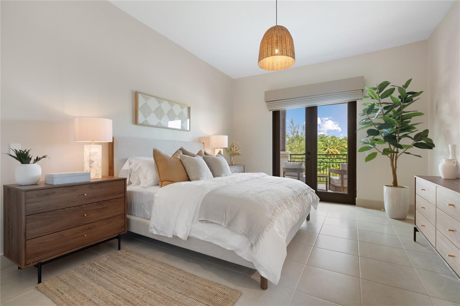 LAS VERANDAS CONDOMINIUM - Residential