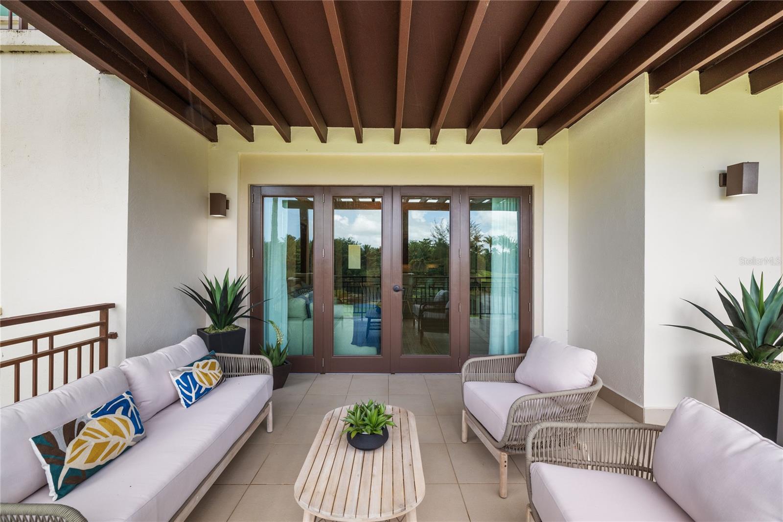 LAS VERANDAS CONDOMINIUM - Residential