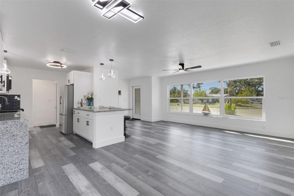 Photo of 201 63rd Street W, Bradenton, FL 34209 (MLS # W7881382)