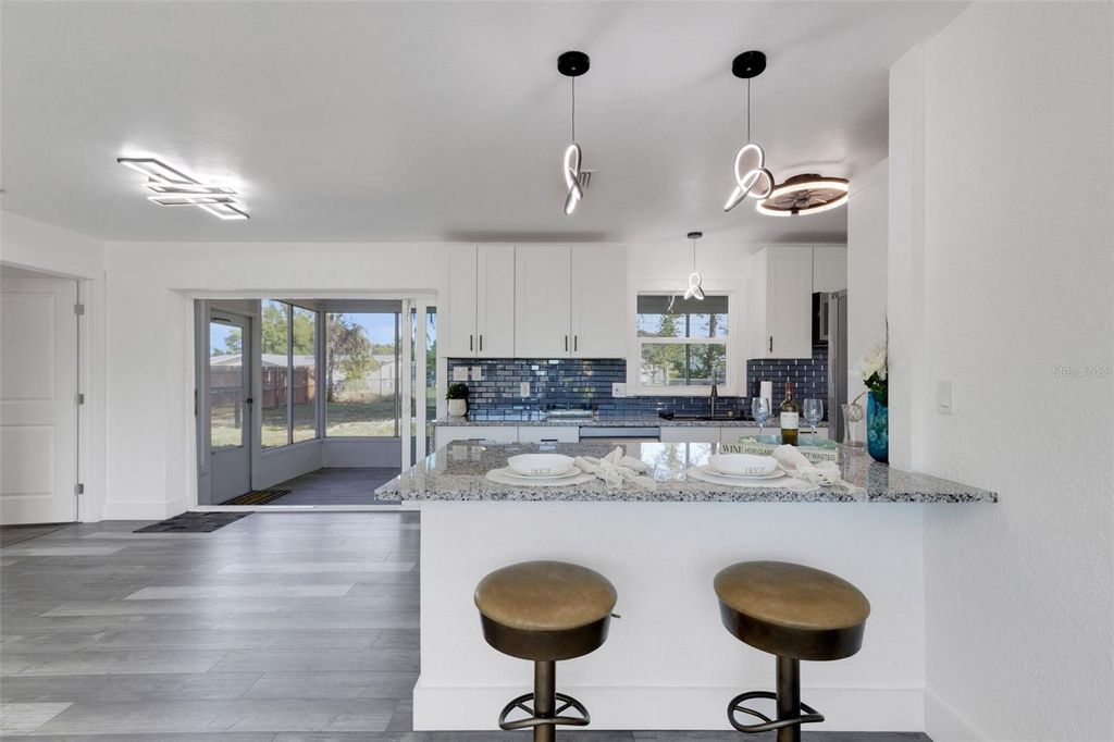 Photo of 201 63rd Street W, Bradenton, FL 34209 (MLS # W7881382)