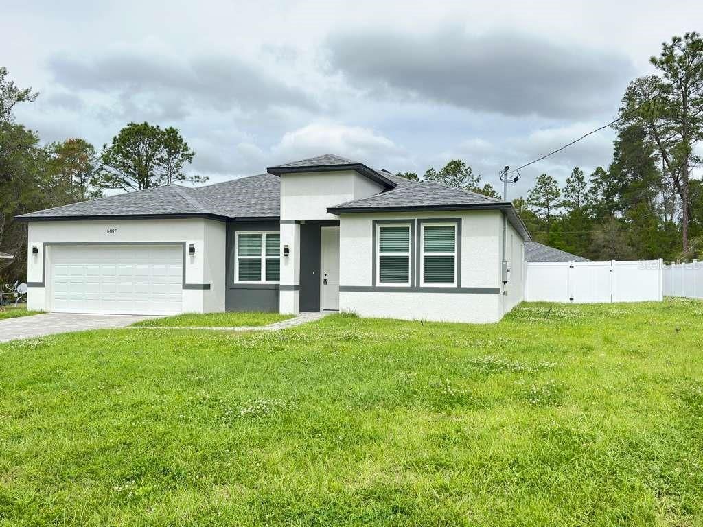 Photo of 6807 SW 153rd Place Road, Ocala, FL 34473 (MLS # OM722440)