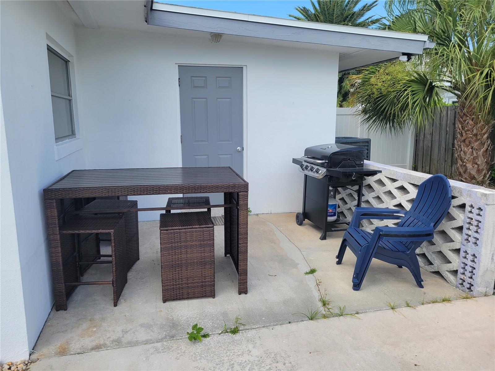 NORTH REDINGTON BEACH SEC A - Residential Lease