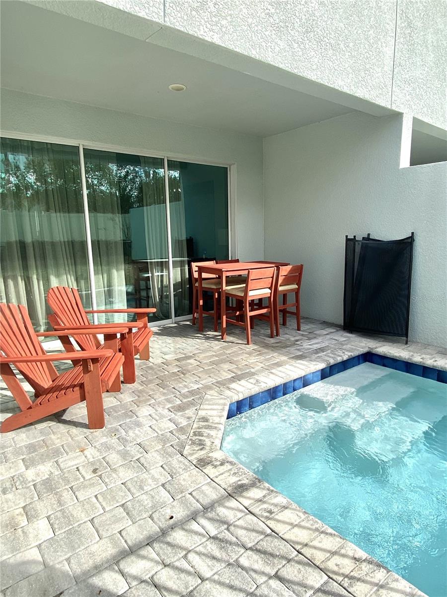 8004 FORMOSA VALLEY PLACE