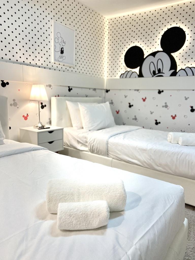 8004 FORMOSA VALLEY PLACE