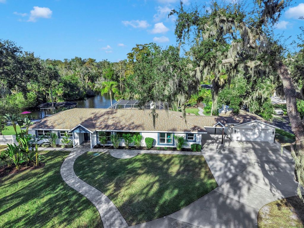 Photo of 11562 Monette Road, Riverview, FL 33569 (MLS # TB8459998)