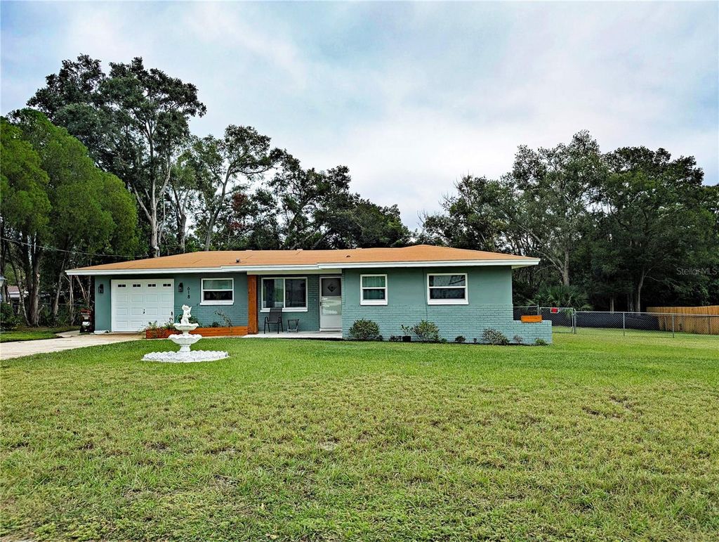 Photo of 618 Bell Avenue, Inverness, FL 34452 (MLS # TB8443386)