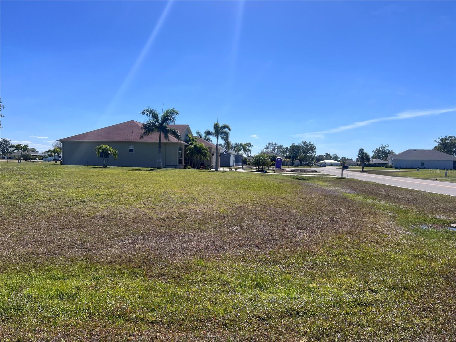 PUNTA GORDA ISLES SEC 16 - Land