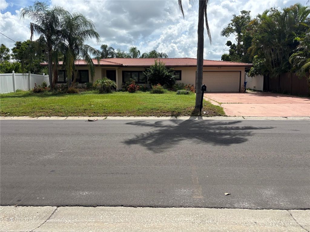 Photo of 3945 E Eden Roc Circle, Tampa, FL 33634 (MLS # TB8415475)