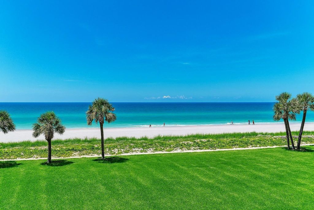 Photo of 4805 Gulf Of Mexico Drive #105, Longboat Key, FL 34228 (MLS # A4658276)