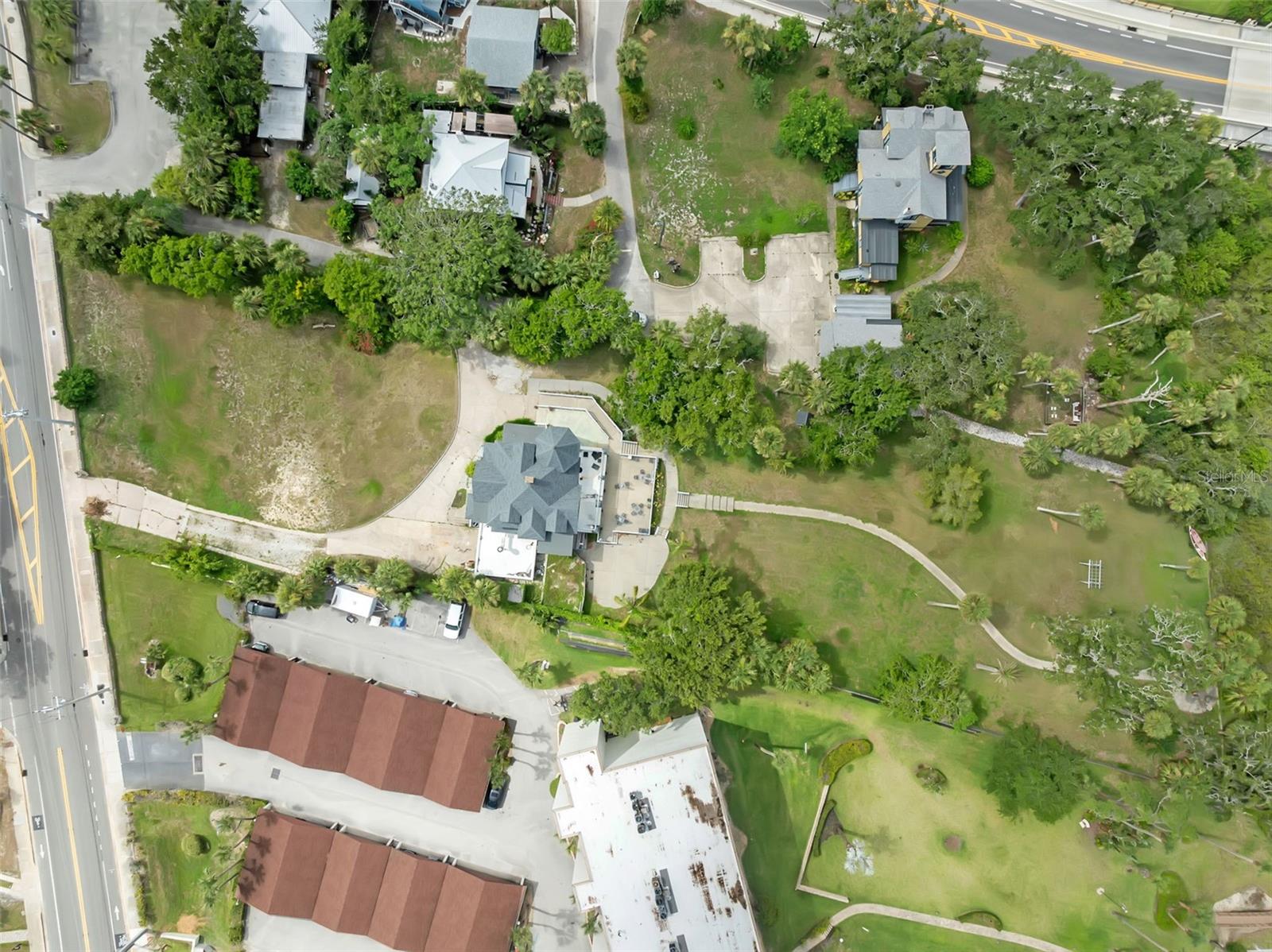 LT 02 & 03 SEC 09-15-33 - Residential