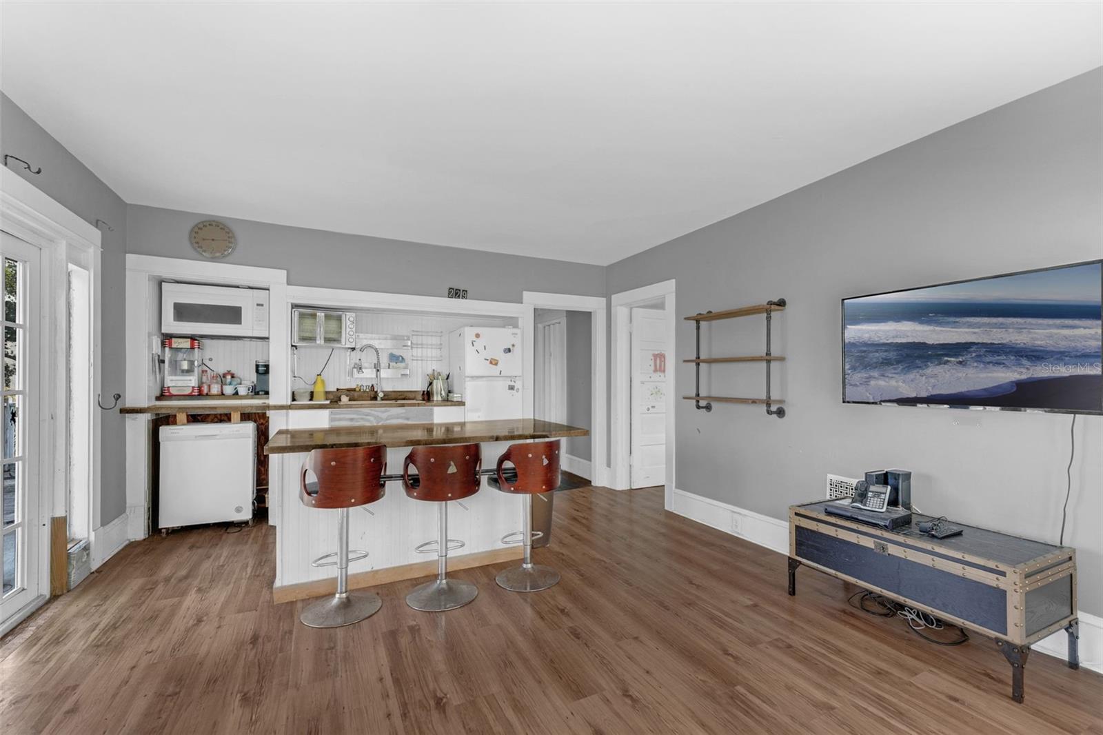 LT 02 & 03 SEC 09-15-33 - Residential