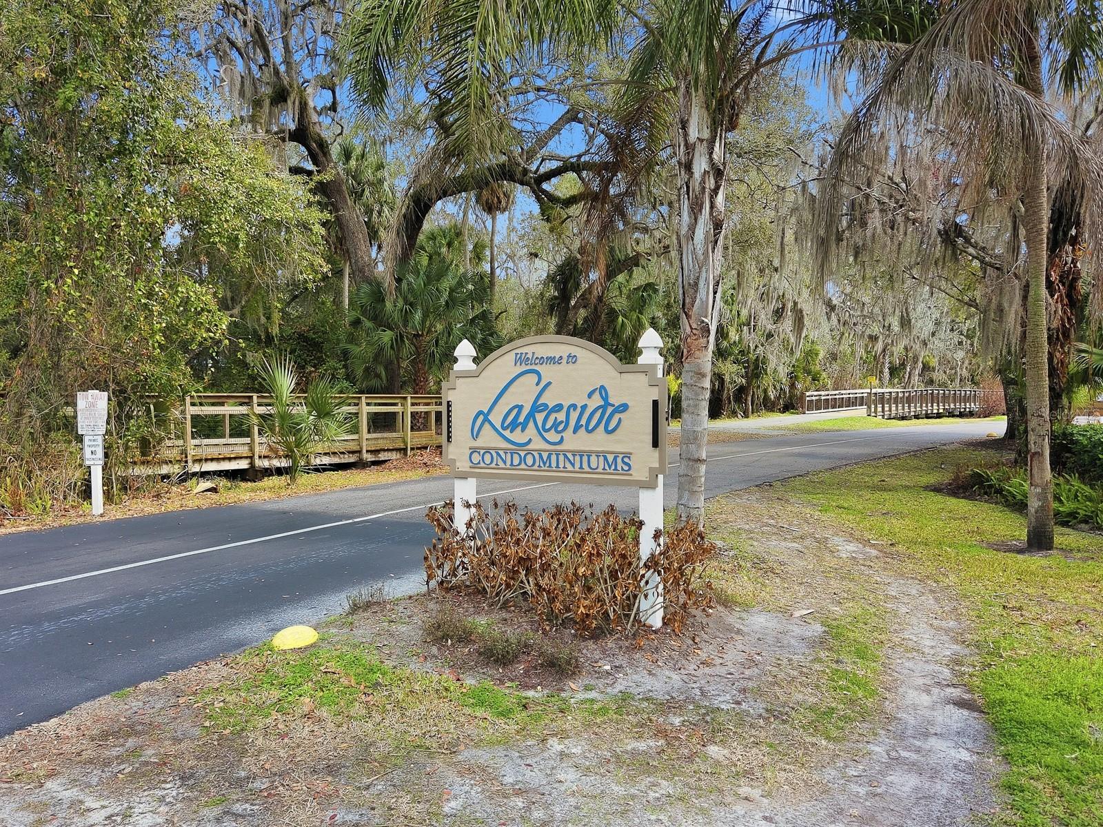 LAKESIDE CONDO APTS - Residential