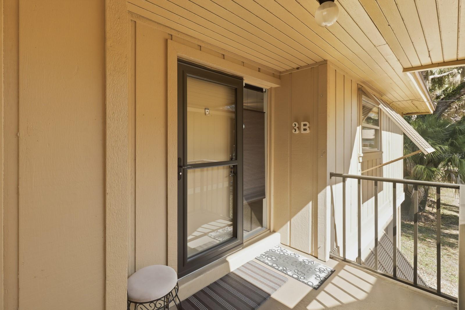 LAKESIDE CONDO APTS - Residential