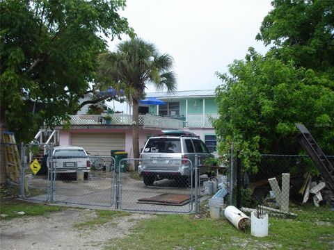 A home in GOODLAND