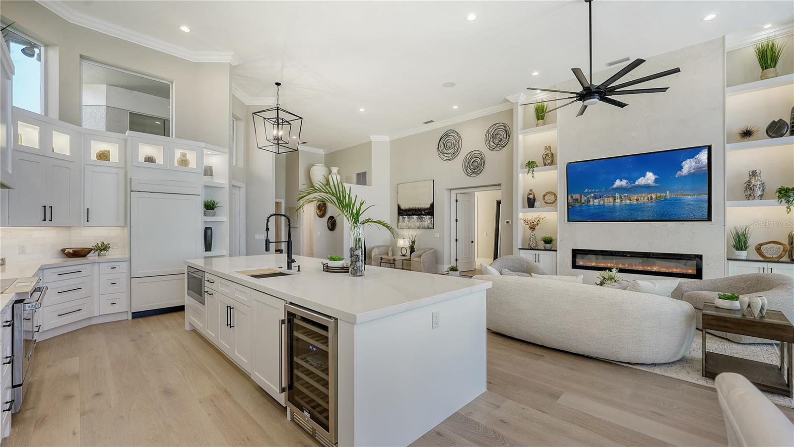 QUEENS HARBOUR - Residential