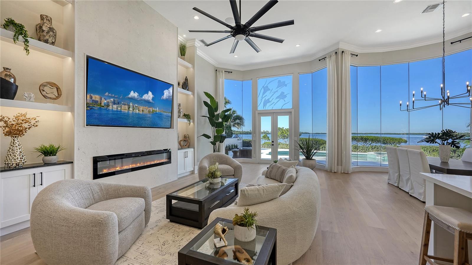 QUEENS HARBOUR - Residential