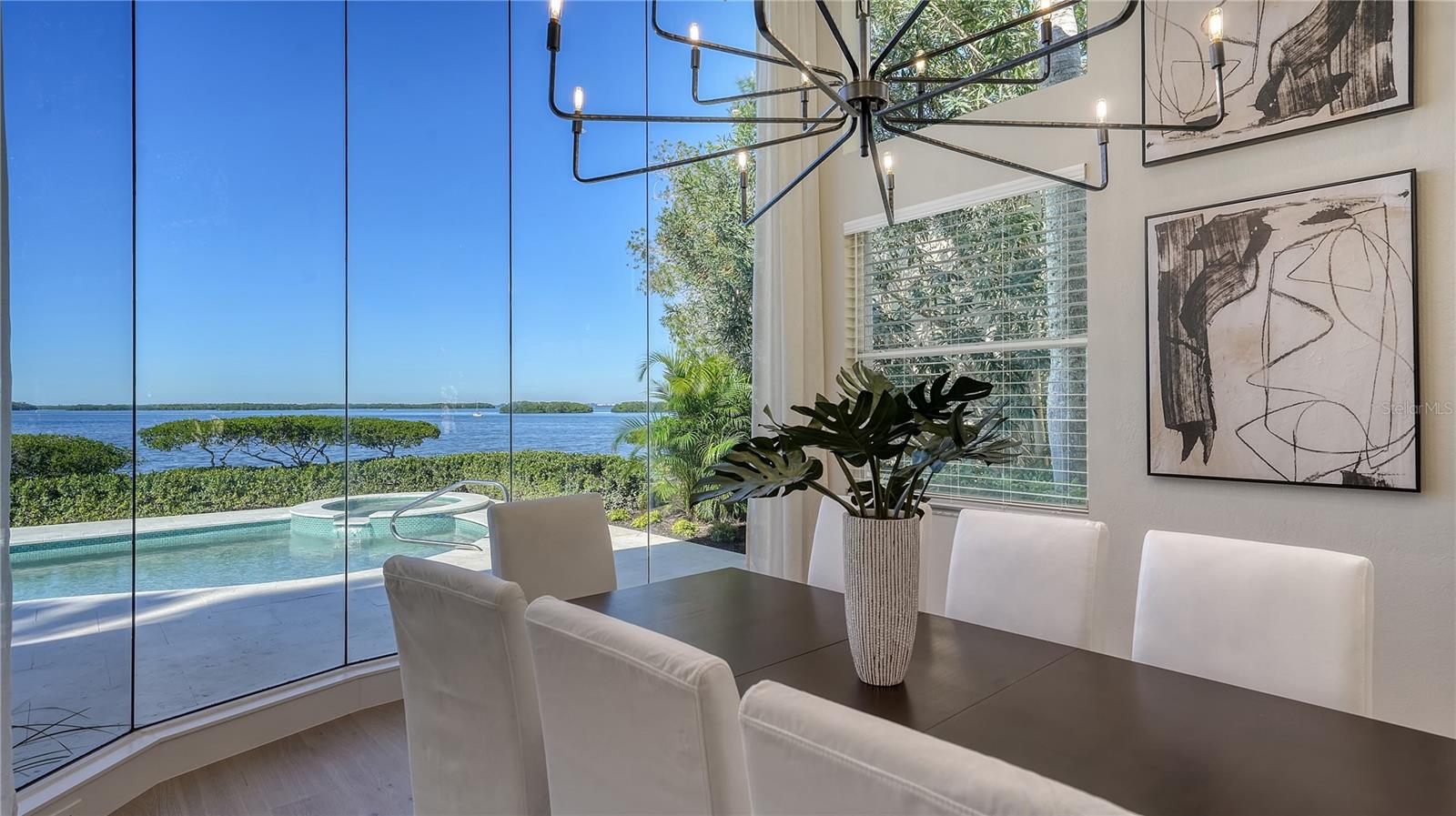 QUEENS HARBOUR - Residential