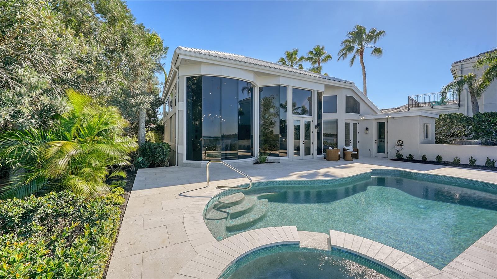 QUEENS HARBOUR - Residential