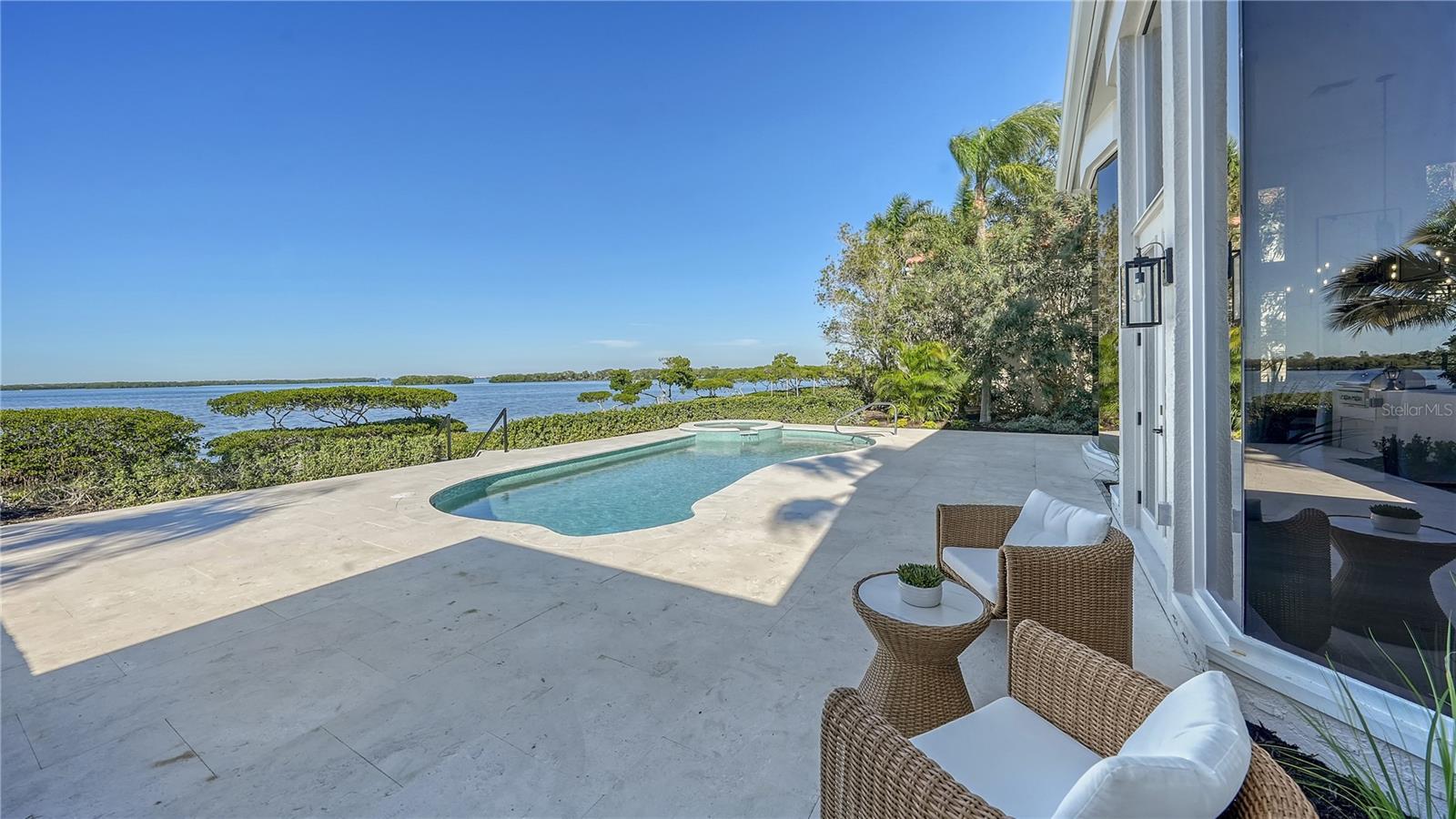 QUEENS HARBOUR - Residential