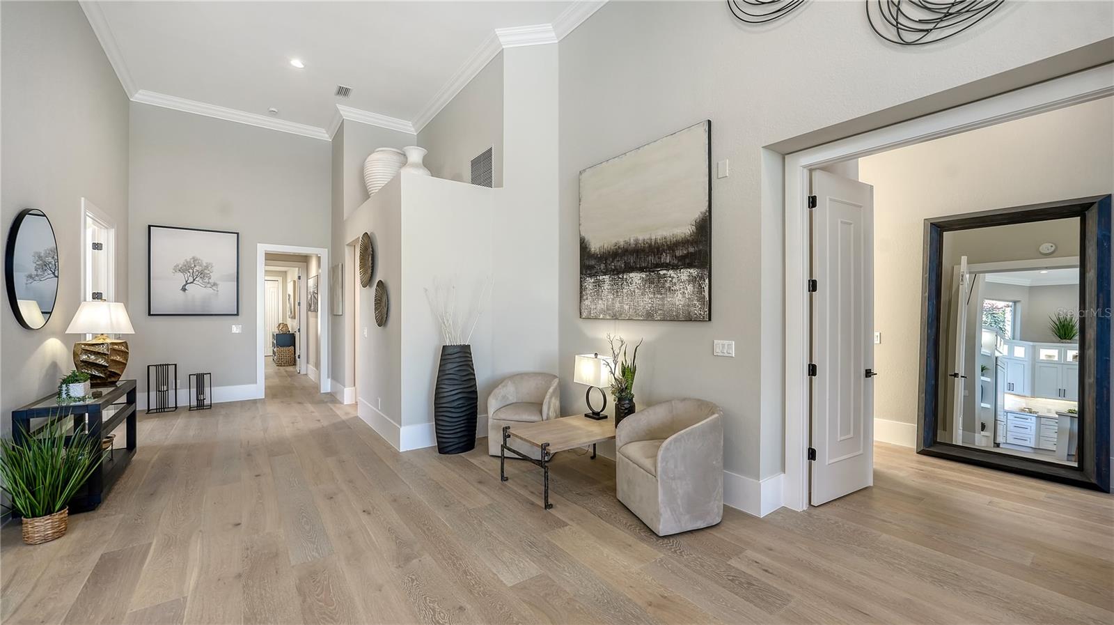 QUEENS HARBOUR - Residential