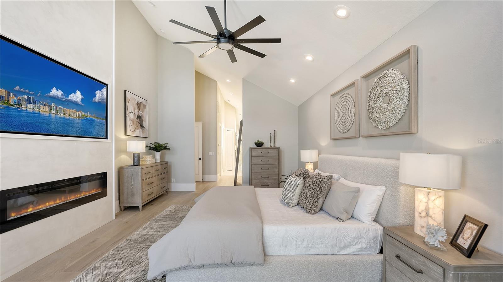 QUEENS HARBOUR - Residential