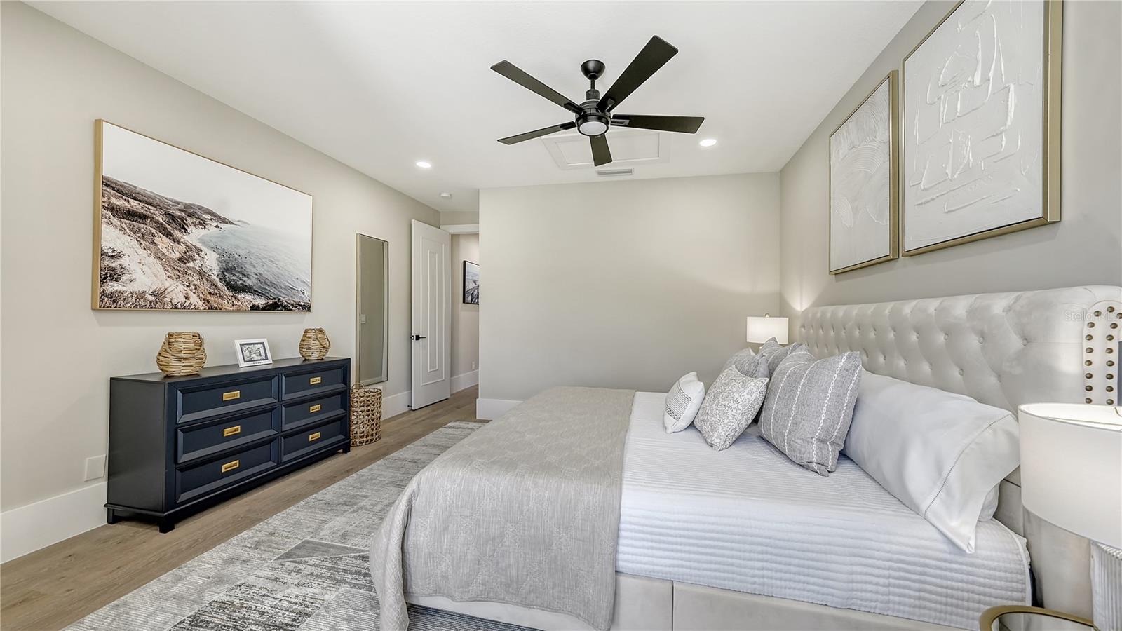 QUEENS HARBOUR - Residential