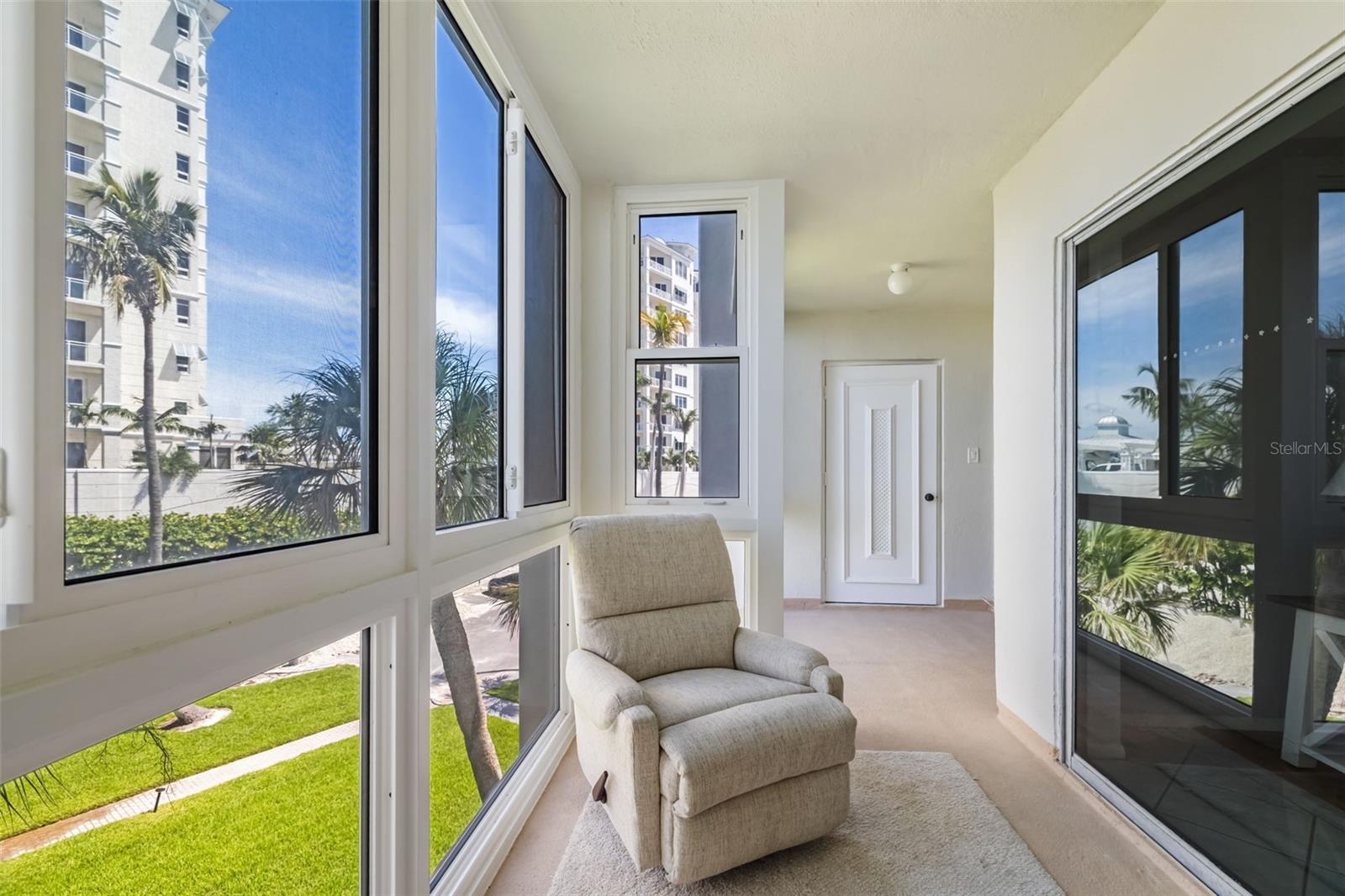 LIDO HARBOUR SOUTH - Residential