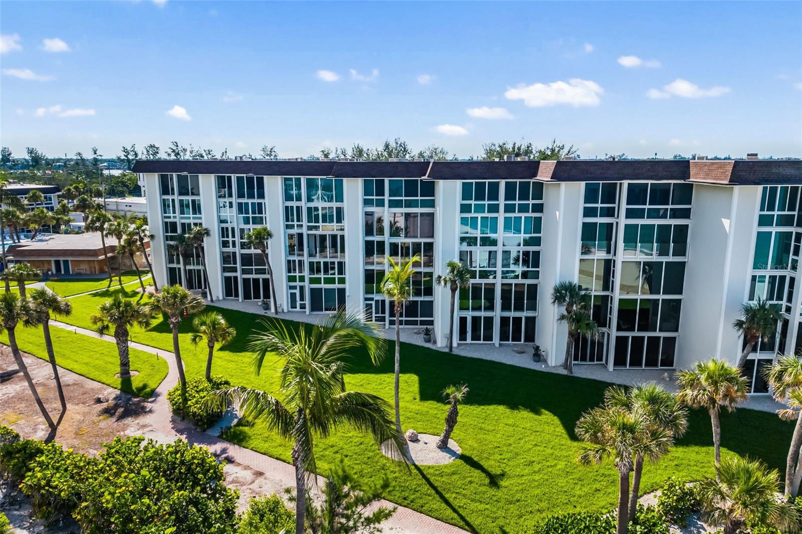 2110 BENJAMIN FRANKLIN DRIVE 301