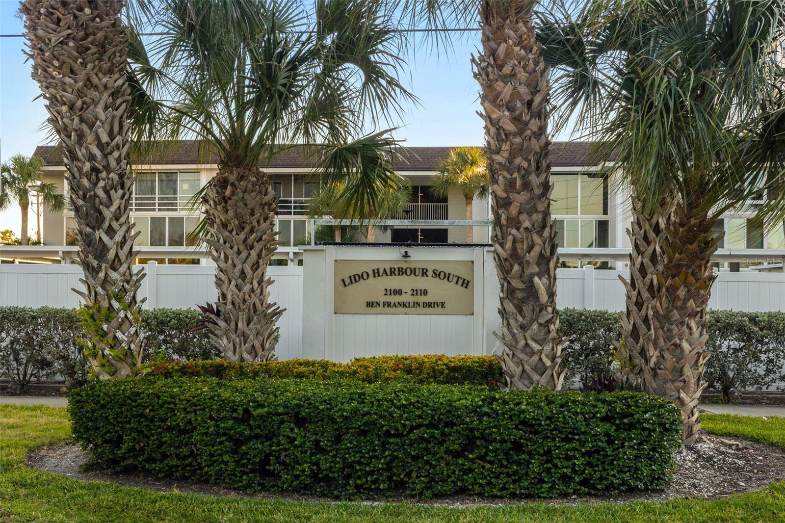 LIDO HARBOUR SOUTH - Residential