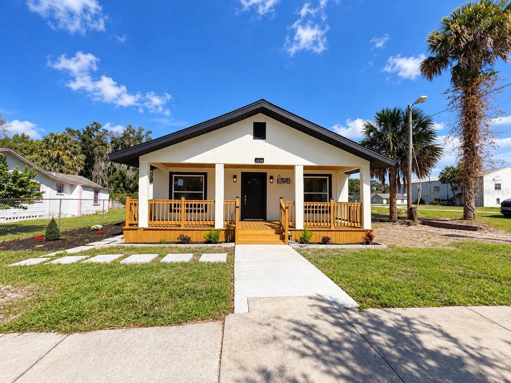 Photo of 1216 Historic Goldsboro Boulevard, Sanford, FL 32771 (MLS # O6452965)