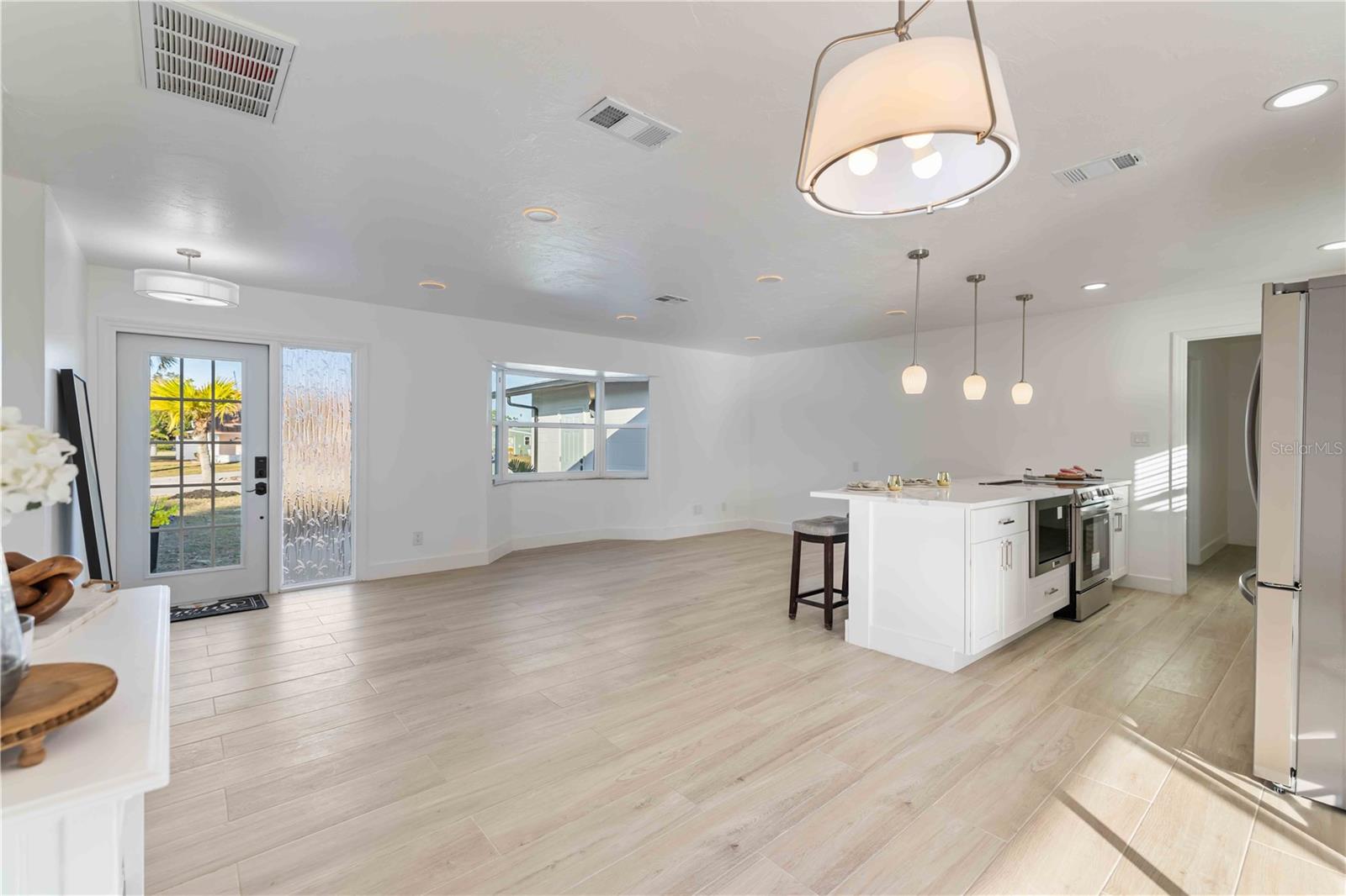 VENICE EAST SEC 1 - Residential