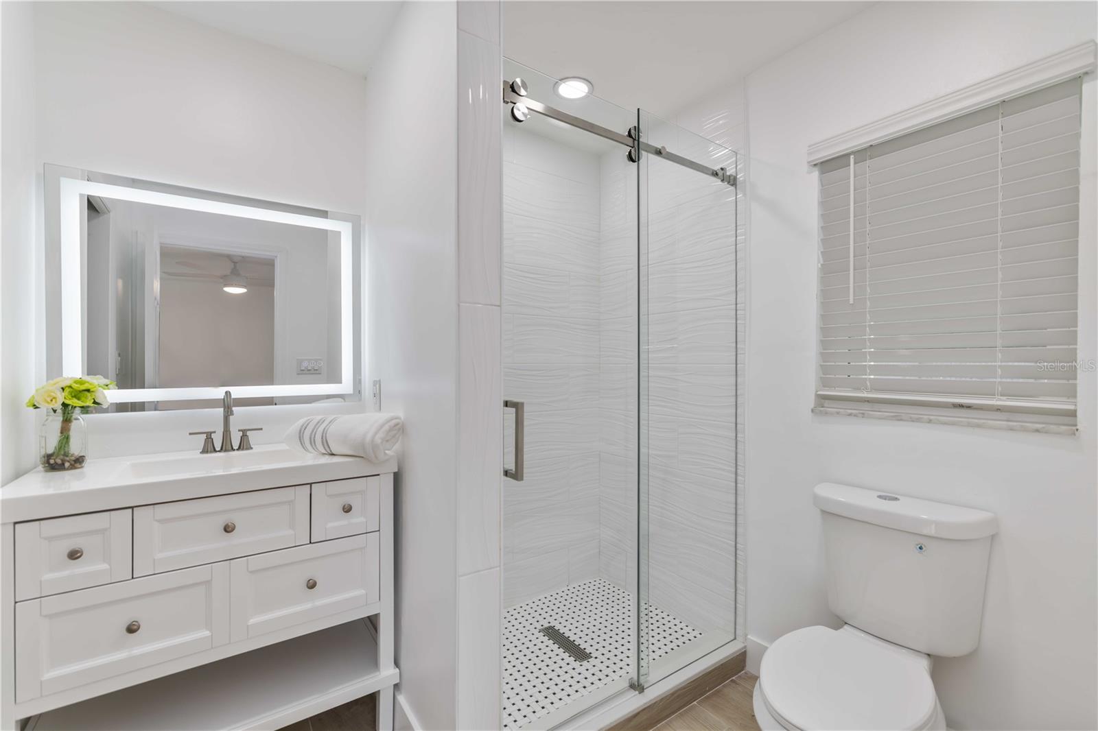 VENICE EAST SEC 1 - Residential