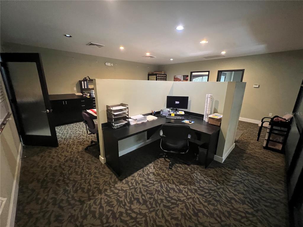 SOUTHLAND - Commercial Sale