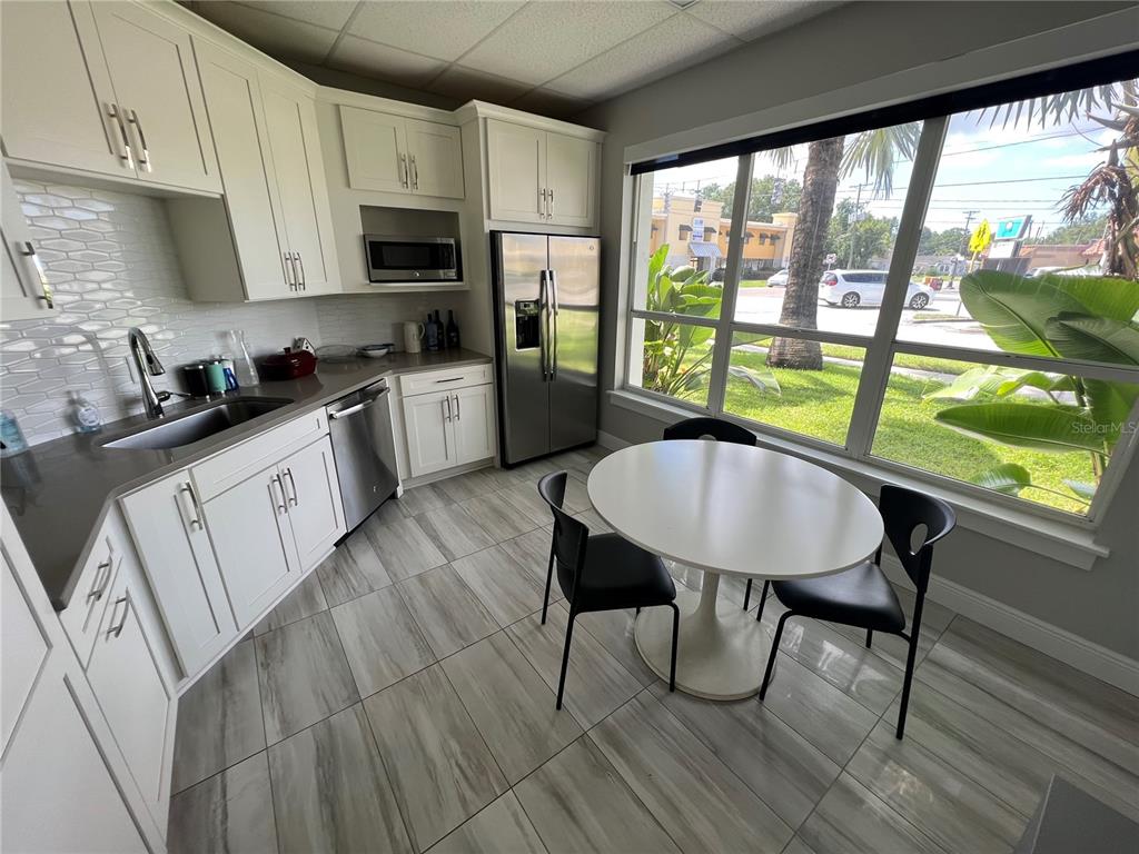 SOUTHLAND - Commercial Sale