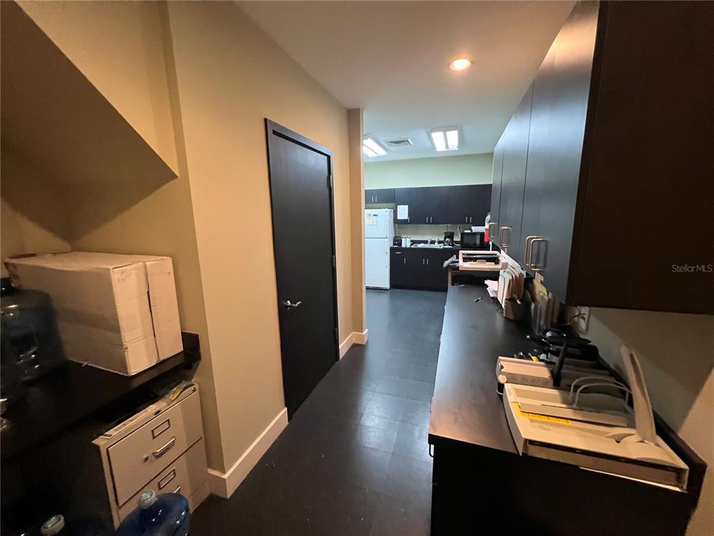 SOUTHLAND - Commercial Sale