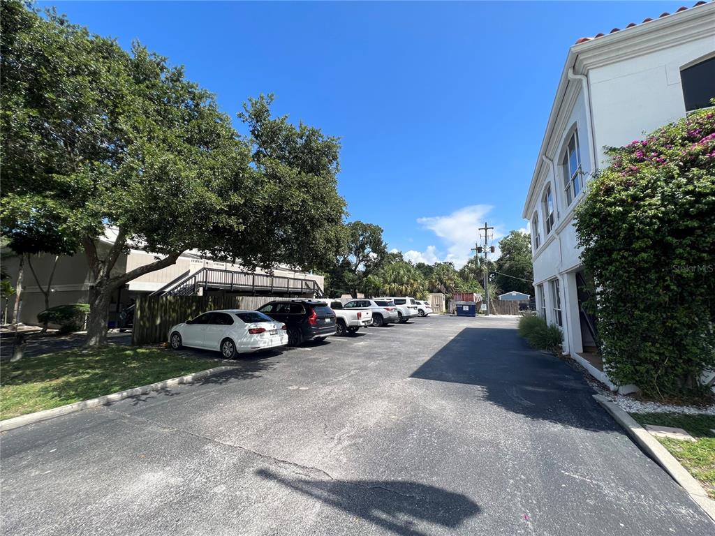 SOUTHLAND - Commercial Sale