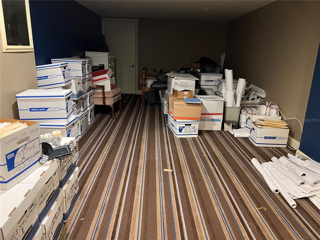 SOUTHLAND - Commercial Sale