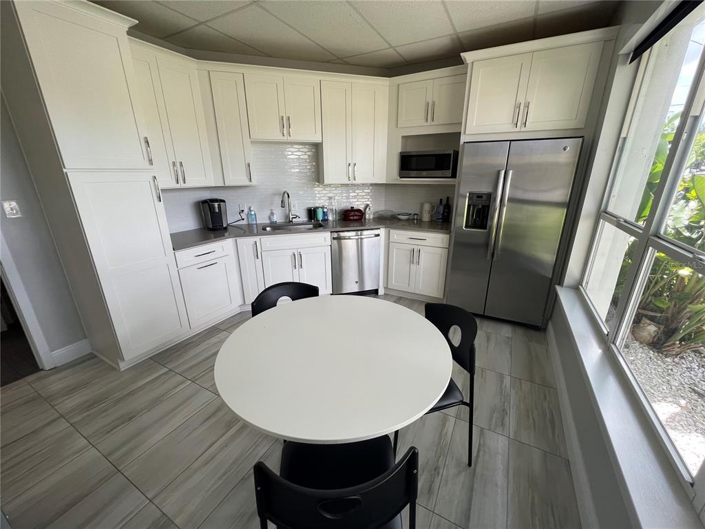 SOUTHLAND - Commercial Sale