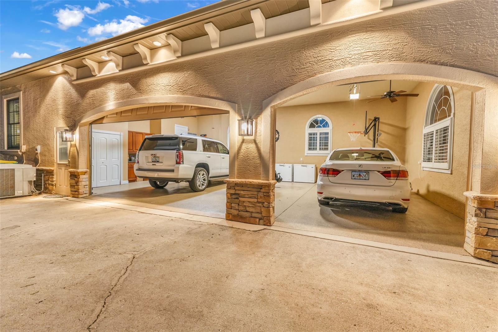 PRAIRIE CREEK WEST - Residential