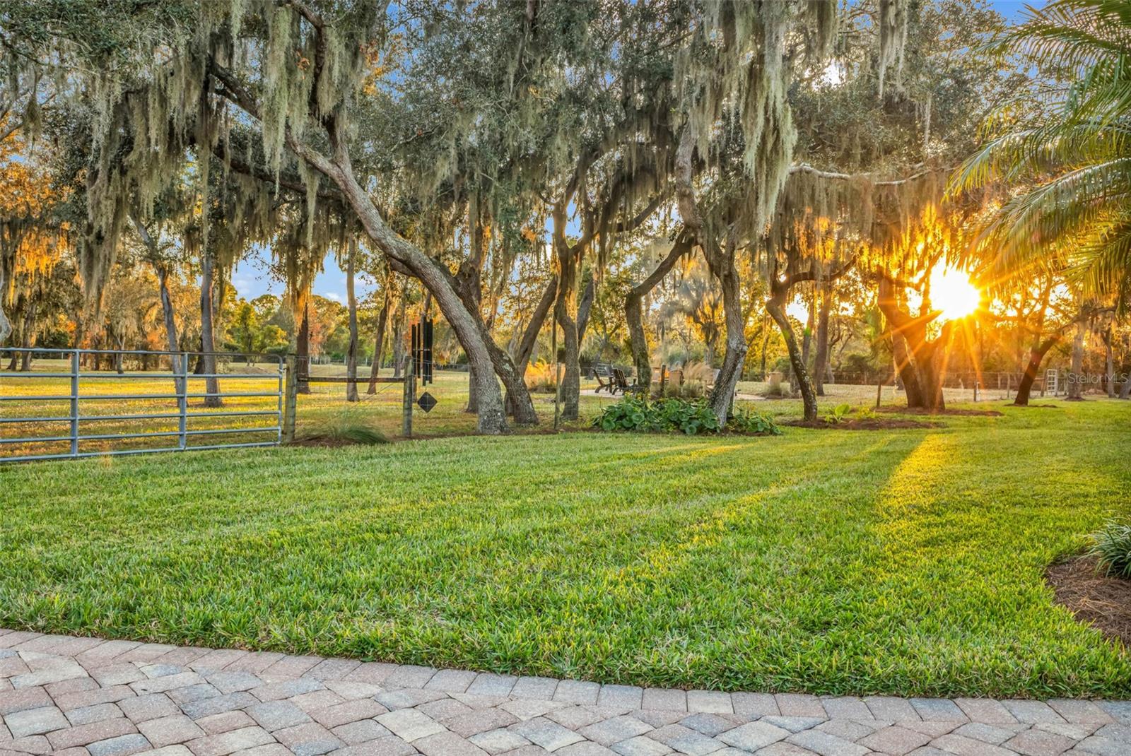 PRAIRIE CREEK WEST - Residential