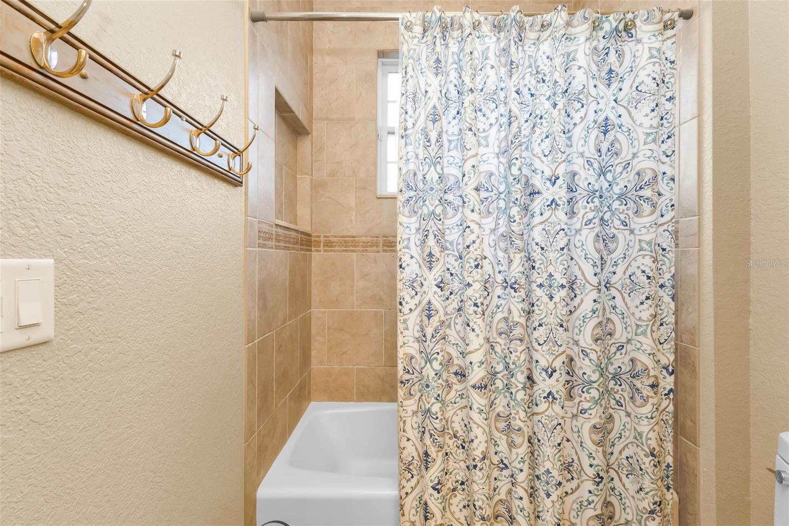 PRAIRIE CREEK WEST - Residential