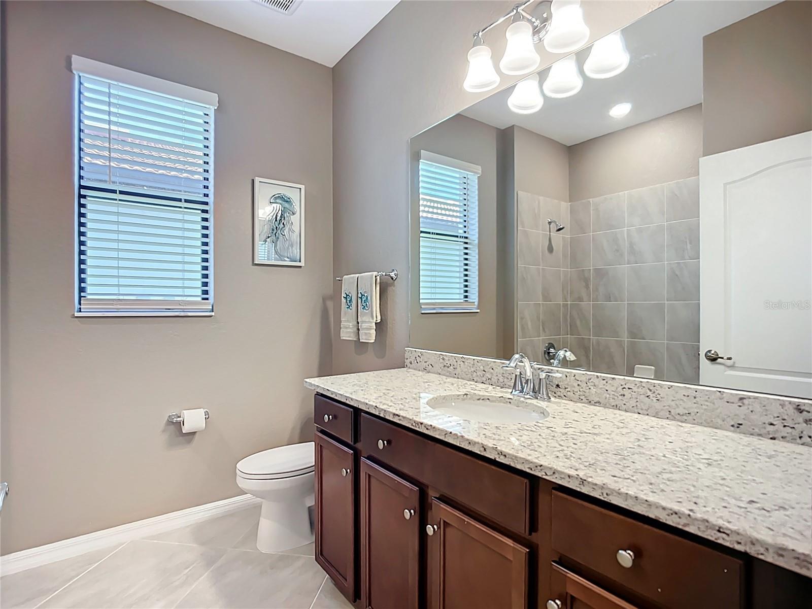 SARASOTA NATIONAL PH 13-B - Residential