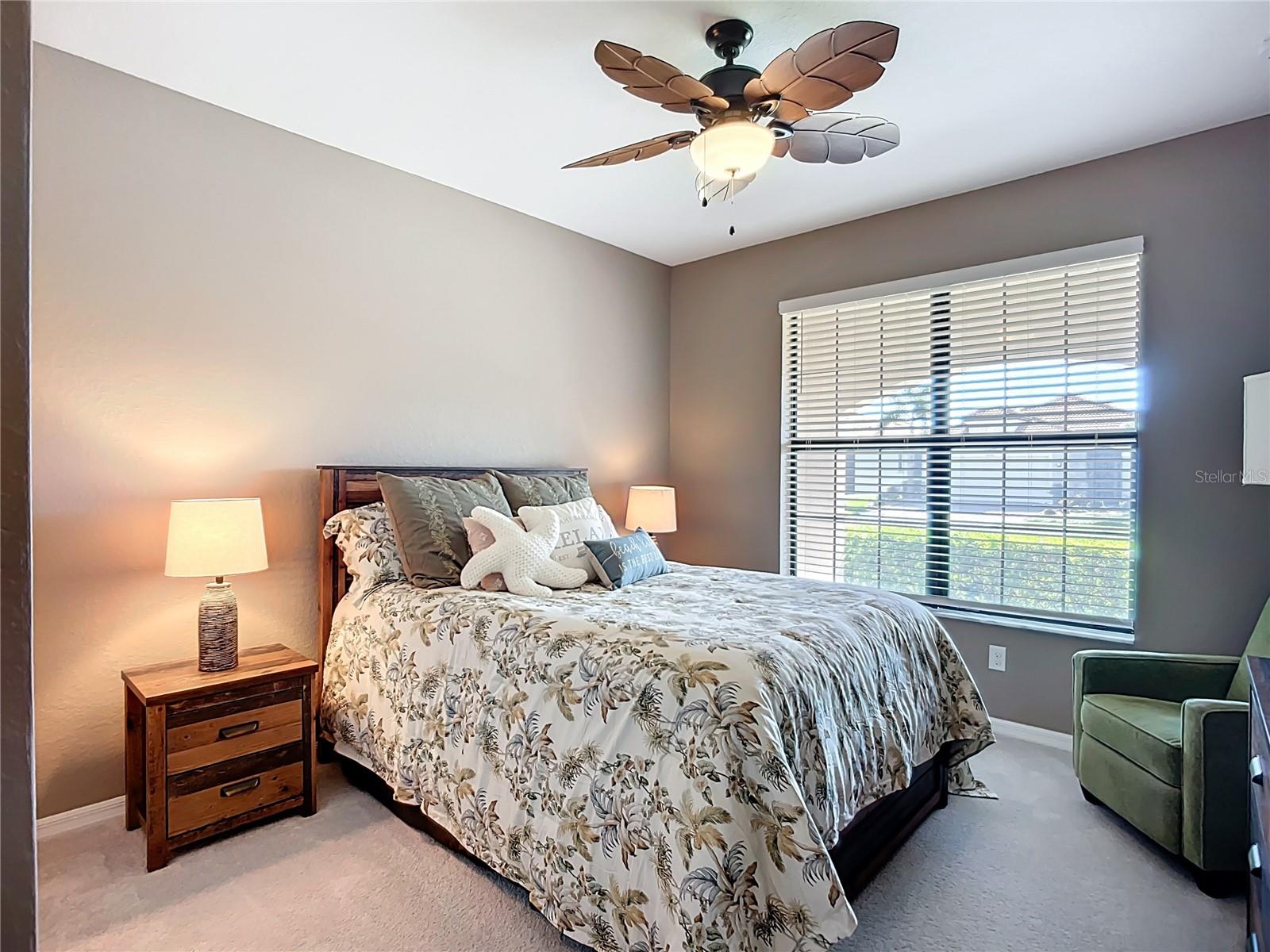SARASOTA NATIONAL PH 13-B - Residential