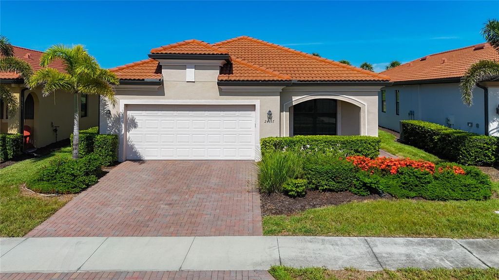 Photo of 24137 Spartina Drive, Venice, FL 34293 (MLS # A4658669)