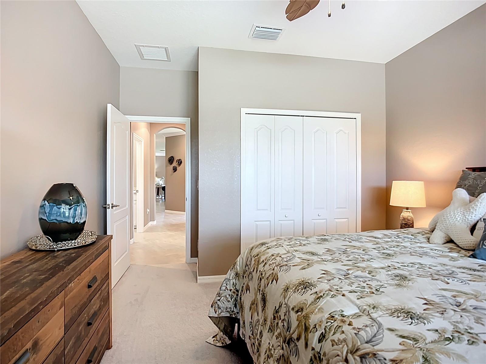 SARASOTA NATIONAL PH 13-B - Residential