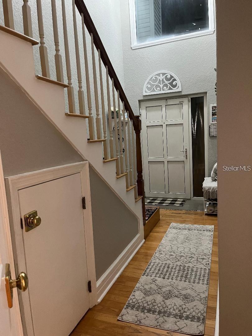 TIFFANY OAKS LAKESIDE CONDO - Residential