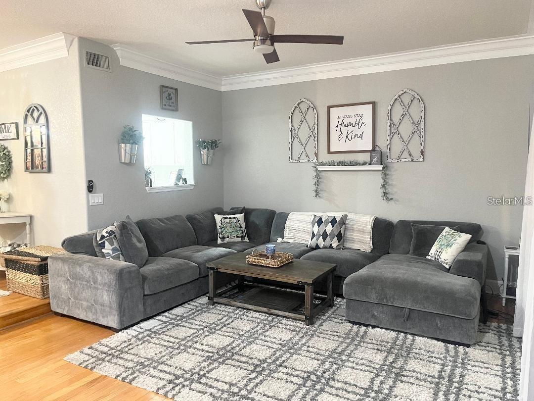 TIFFANY OAKS LAKESIDE CONDO - Residential